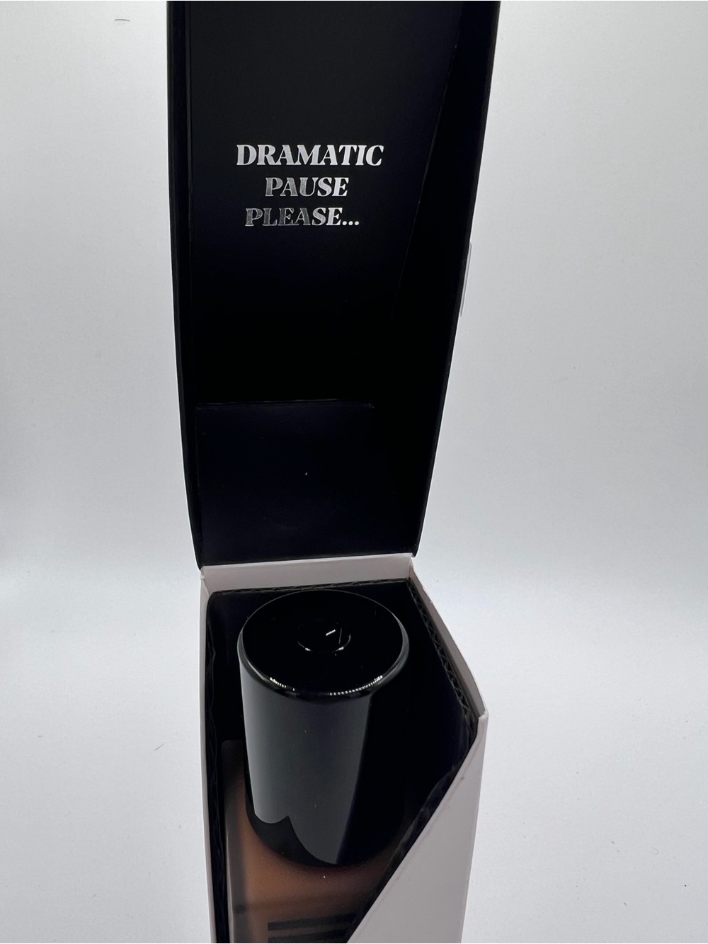 Il Makiage 235 Woke Up Like This Flawless Base Foundation Deep Neutral Tone